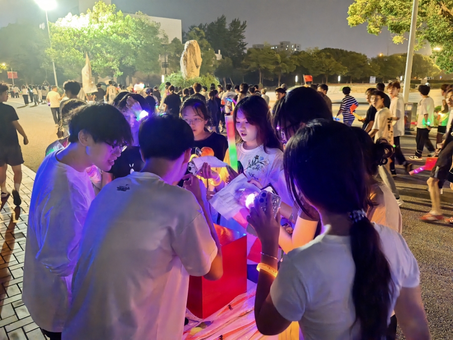 b1a3495fdeca9cf05e31f5aa6984c7cd.jpg